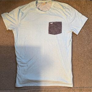 Hollister Men's Light Blue T-Shirt with Pocket